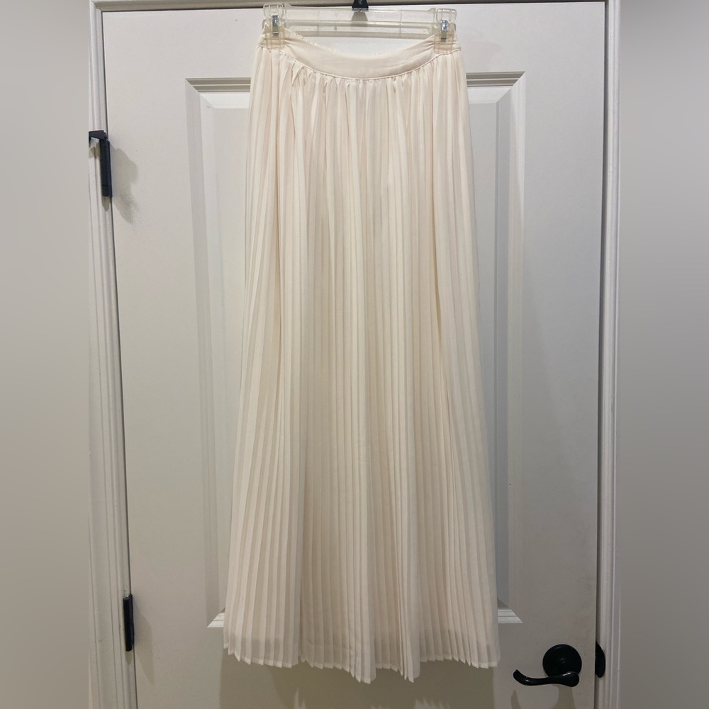 NEW LC Lauren Conrad Pleated Maxi Skirt - Ivory